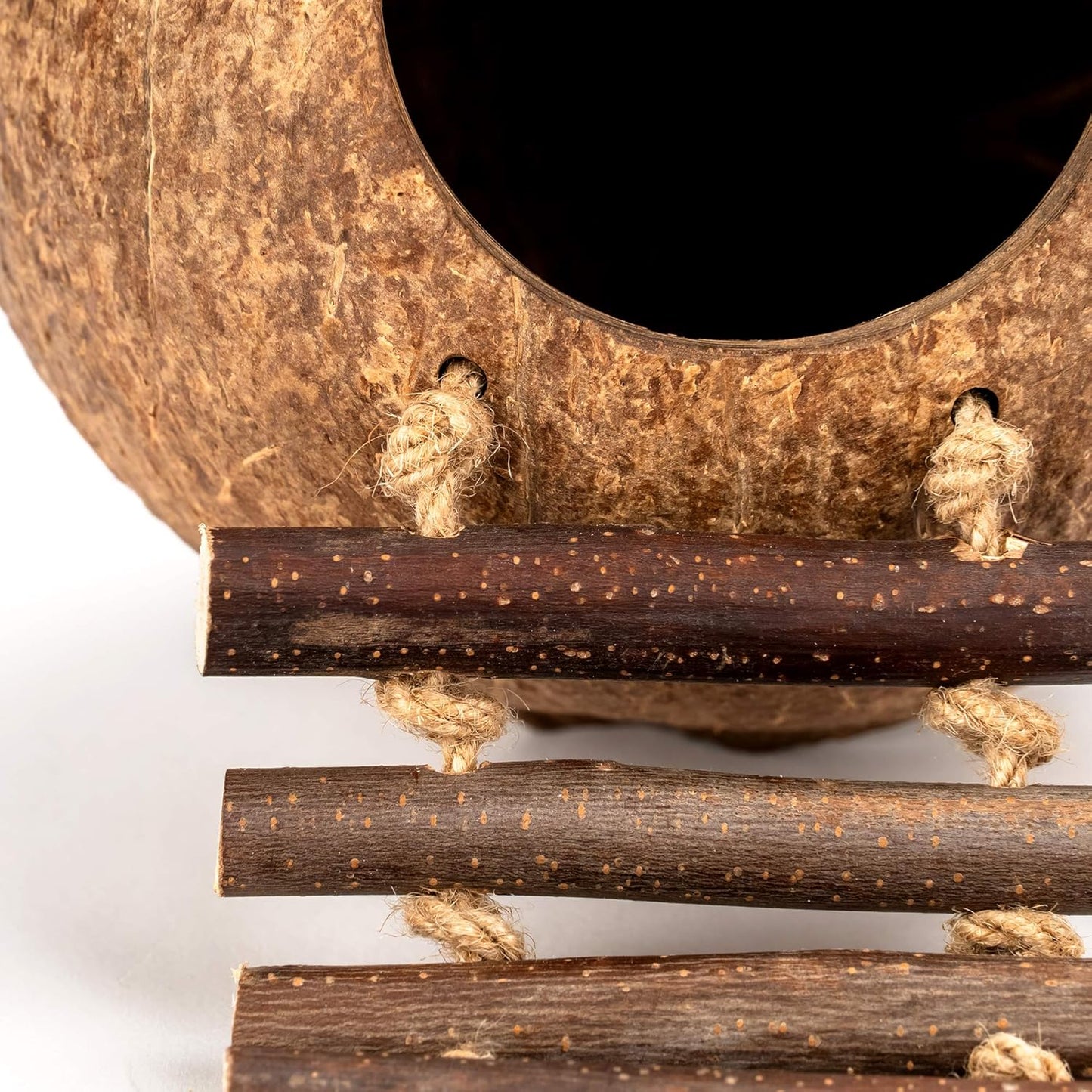 Outdoor & Indoor Natural Wooden Birdhouse – Nesting Box for Small Birds, Rainproof & Breathable Bird Nest